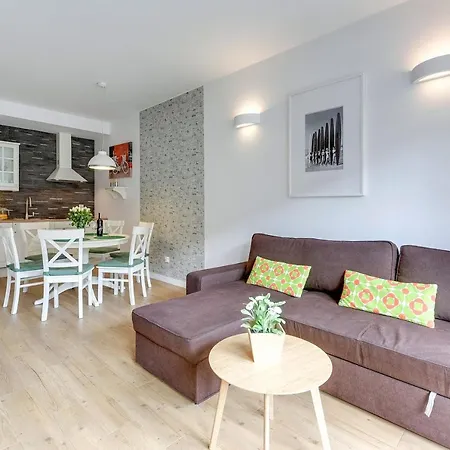 Apartment Luxury Sopocka Rezydencja
